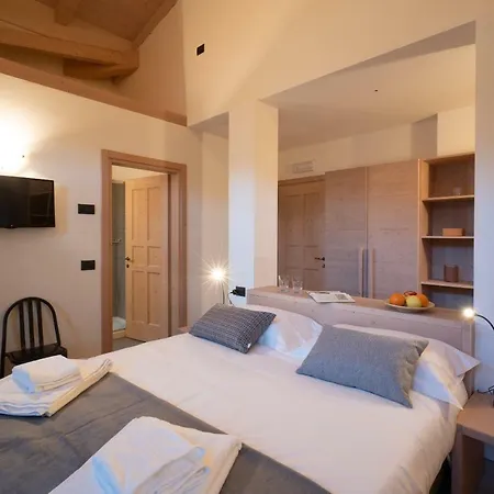 Marzia Lounge Гостьовий будинок